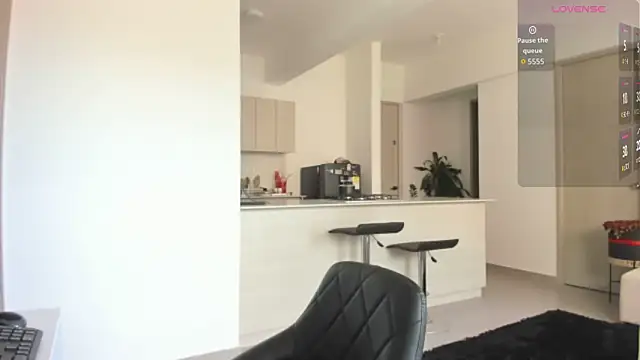 stefaniax1 online show from 04.10.26