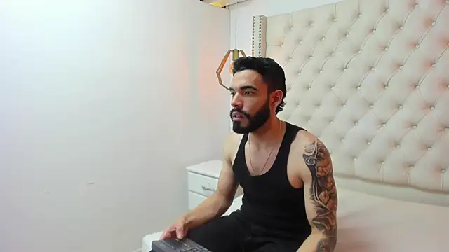 JEAN LEWIS2 online show from 04.16.26