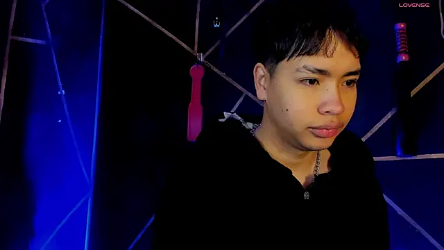 Snapshot of Lee_Colee chatting on 05.06.26 Lee Colee online show from 05.06.26