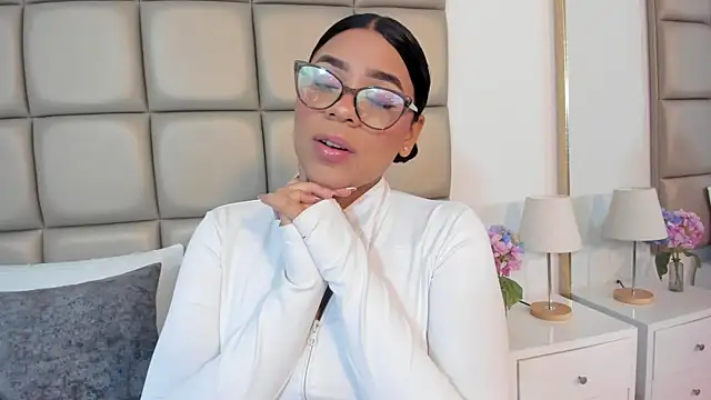 lilly williamss online show from 04.02.26