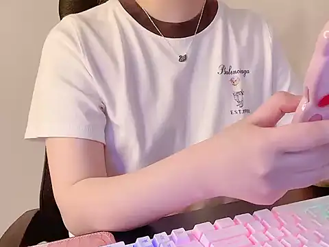 Snapshot of hunhun122 chatting on 07.28.26 hunhun122 online show from 07.28.26