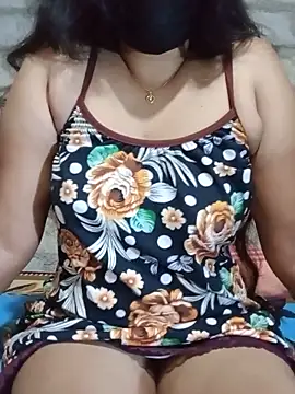 Snapshot of SLNISHU chatting on 06.13.26 SLNISHU online show from 06.13.26