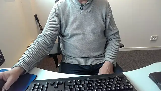 Snapshot of Buggemann chatting on 06.10.26 Buggemann online show from 06.10.26