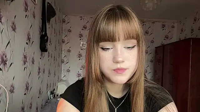 AnnaWasp online show from 04.06.26