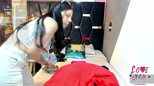 Abril Fox   online show from 05.09.26