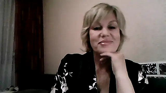 Snapshot of TatkaYang chatting on 07.06.26 TatkaYang online show from 07.06.26
