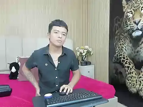 ThiagoGonzalez  online show from 03.13.26