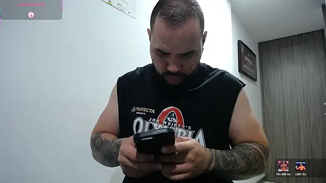 Snapshot of Axel_Dominus chatting on 07.06.26 Axel Dominus online show from 07.06.26