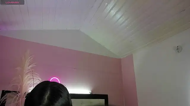 Snapshot of Julieth_Caandy chatting on 06.26.26 Julieth Caandy online show from 06.26.26