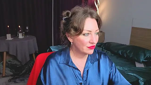 Sirena Fly online show from 06.25.26