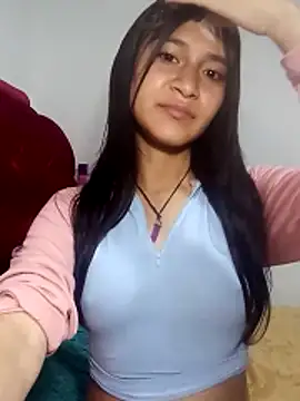 KarolaMendez online show from 04.21.26