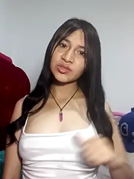 Snapshot of KarolaMendez chatting on 05.29.26 KarolaMendez online show from 05.29.26