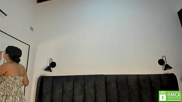 selena  smith1 online show from 04.15.26