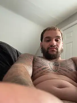 Snapshot of bigpappiii09 chatting on 06.29.26 bigpappiii09 online show from 06.29.26