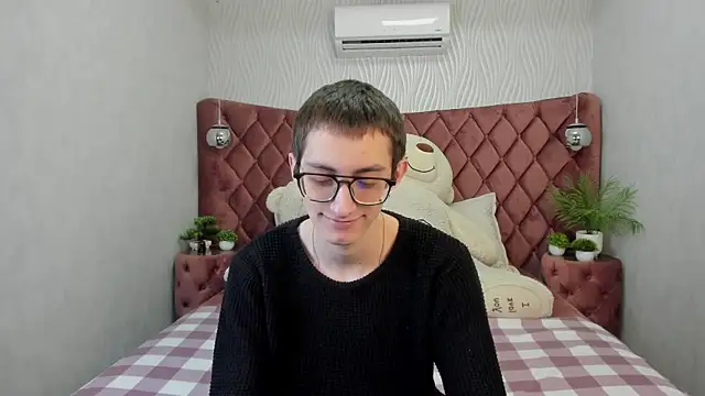 RonBevs online show from 04.22.26