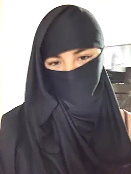 Snapshot of akarlla chatting on 03.14.26 akarlla online show from 03.14.26