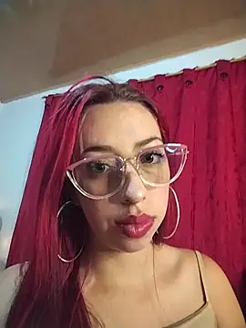 Snapshot of Daya_Sky chatting on 05.28.26 Daya Sky online show from 05.28.26