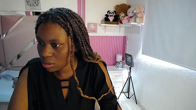 Snapshot of Ebony_rizon chatting on 05.09.26 Ebony rizon online show from 05.09.26
