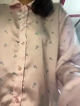 Snapshot of karlatiburcio chatting on 07.22.26 karlatiburcio online show from 07.22.26