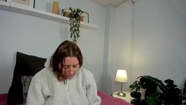 cuttie blondie online show from 03.19.26