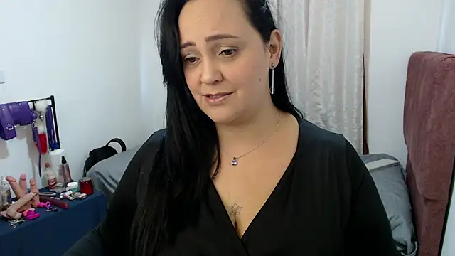 Snapshot of Veroniicabbw_ chatting on 07.06.26 Veroniicabbw online show from 07.06.26