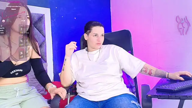 aidanaandvictoria online show from 04.24.26