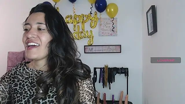 Snapshot of violeta_scott chatting on 07.01.26 violeta scott online show from 07.01.26