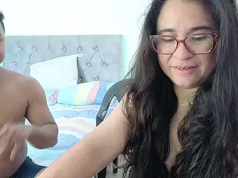 Snapshot of estrellajunior chatting on 05.05.26 estrellajunior online show from 05.05.26