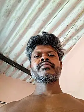 Snapshot of saxxfone chatting on 03.13.26 saxxfone online show from 03.13.26