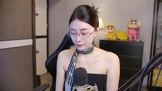Snapshot of XiaoYuBao- chatting on 07.05.26 XiaoYuBao- online show from 07.05.26