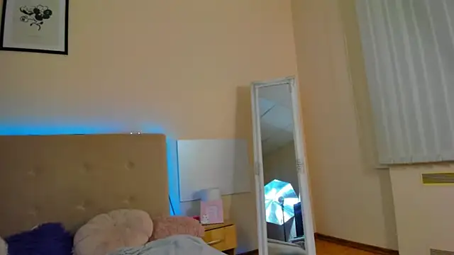 MelanieCuty online show from 06.28.26
