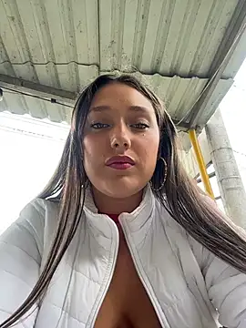 Snapshot of Naughty-Samanta- chatting on 07.01.26 Naughty-Samanta- online show from 07.01.26