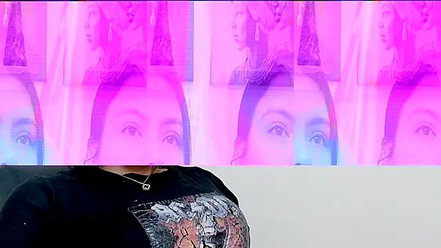 hotlatinaluna23 online show from 04.20.26