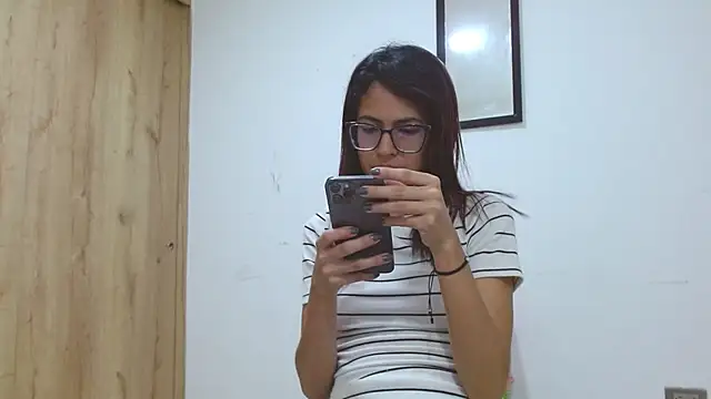 Snapshot of Emily_Lopera chatting on 05.20.26 Emily Lopera online show from 05.20.26