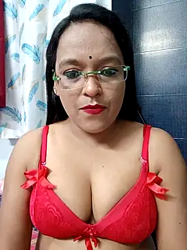 Snapshot of hornyrosy321 chatting on 05.01.26 hornyrosy321 online show from 05.01.26