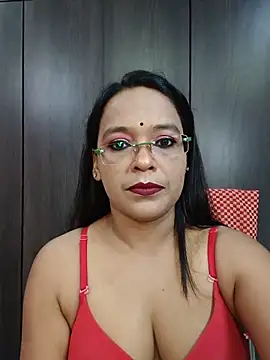 Snapshot of hornyrosy321 chatting on 05.17.26 hornyrosy321 online show from 05.17.26