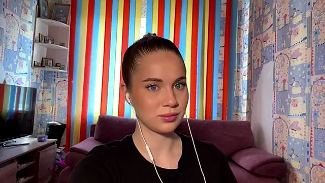 Snapshot of Miss_Blessnyth chatting on 06.16.26 Miss Blessnyth online show from 06.16.26
