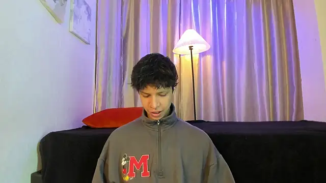 Snapshot of Ethan_qop chatting on 05.15.26 Ethan qop online show from 05.15.26
