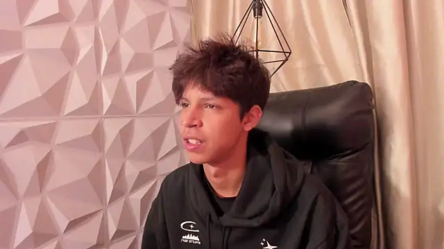 Snapshot of Ethan_qop chatting on 07.14.26 Ethan qop online show from 07.14.26