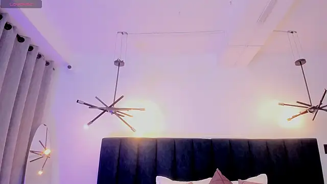 kirasweet7 online show from 04.14.26