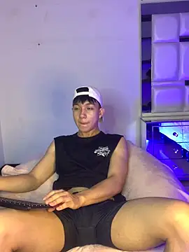 Snapshot of Sam__kat chatting on 06.19.26 Sam kat online show from 06.19.26