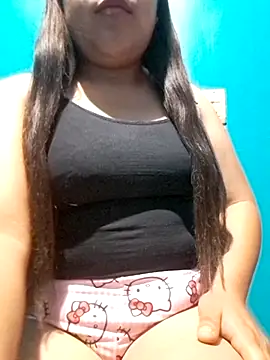 YiiZ 019 online show from 04.12.26