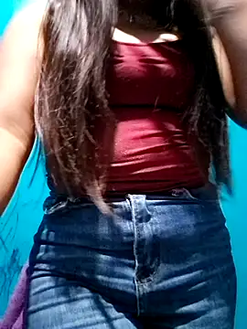 YiiZ 019 online show from 04.26.26