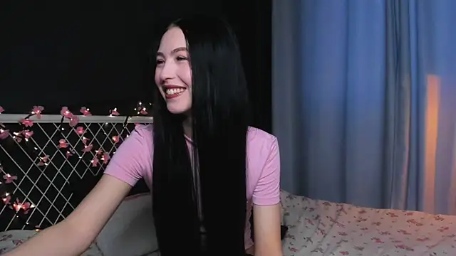 Snapshot of lizaa_breeze chatting on 06.08.26 lizaa breeze online show from 06.08.26