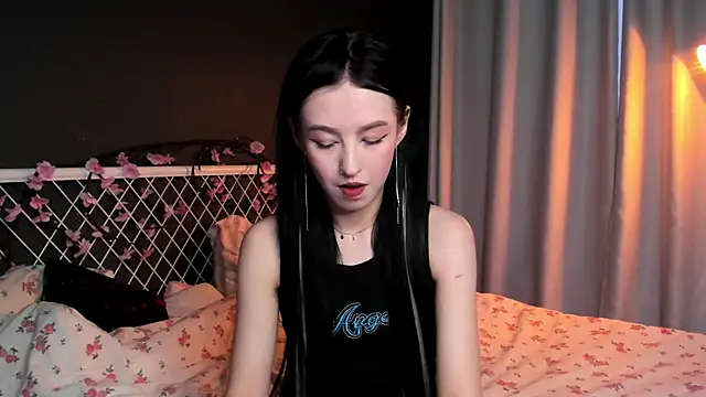 Snapshot of lizaa_breeze chatting on 07.11.26 lizaa breeze online show from 07.11.26