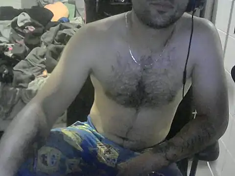 Snapshot of Relk130p chatting on 06.11.26 Relk130p online show from 06.11.26
