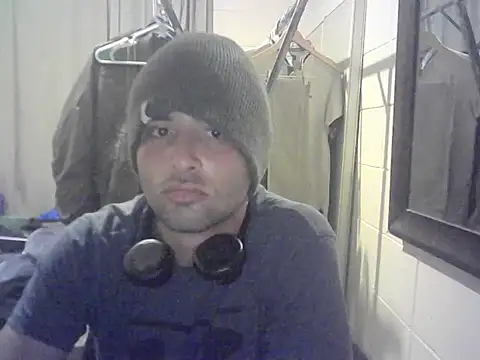 Snapshot of Relk130p chatting on 06.15.26 Relk130p online show from 06.15.26
