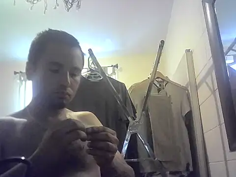 Snapshot of Relk130p chatting on 06.19.26 Relk130p online show from 06.19.26