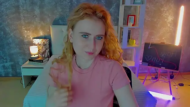 Snapshot of Shiny_Liss chatting on 05.24.26 Shiny Liss online show from 05.24.26