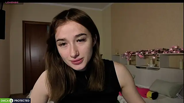 Snapshot of Lady_Sunrise12 chatting on 07.15.26 Lady Sunrise12 online show from 07.15.26